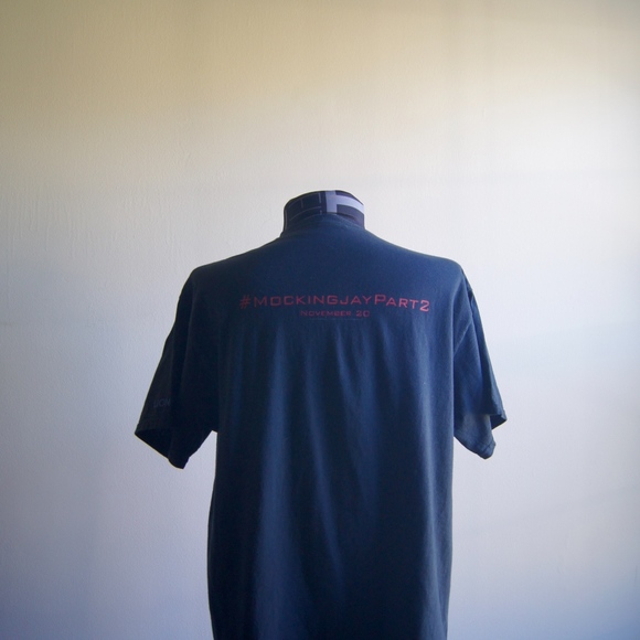 Hunger Games Mocking Jay Part 2 L Graphic T-Shirt - Picture 3 of 6